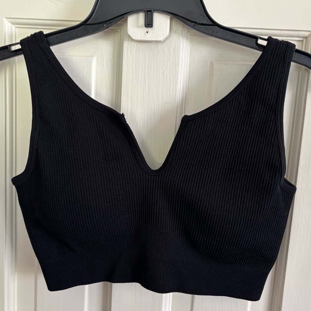 Large Ribbed V-Neck Cropped Tank Top | Padded | Stretchy Summer Crop